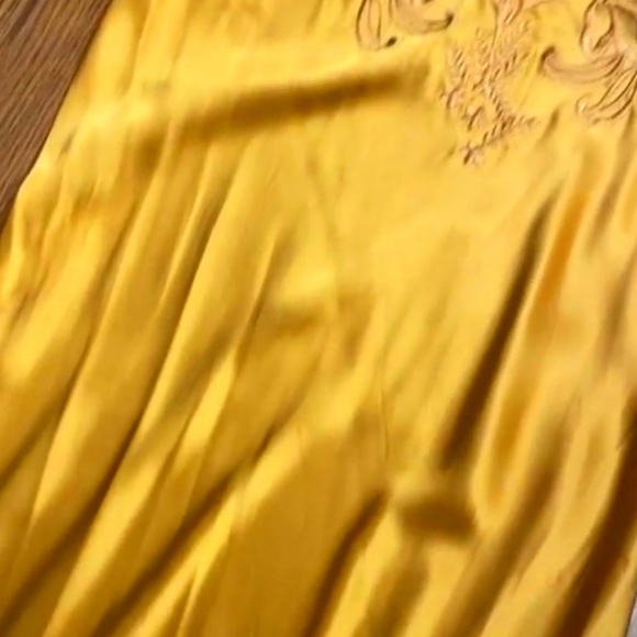 Victoria Secret 🍁100% Silk Slips 🍁size L - Picture 12 of 12